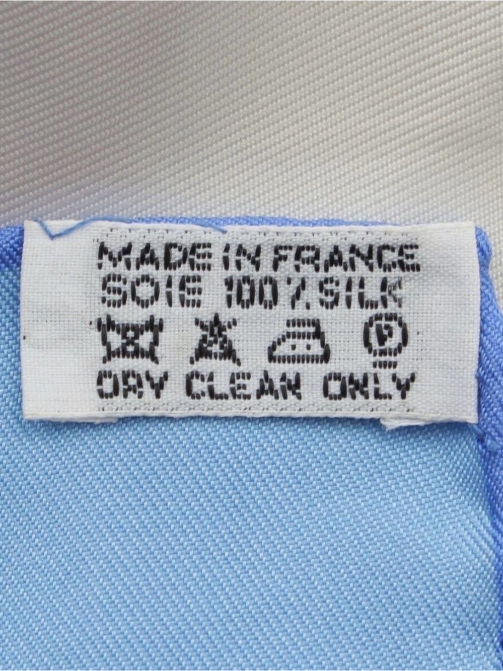Hermès 1998Vintage Vive Les Champions Silk Scarf Carre 90/Paris Soccer World Cup - Picture 9 of 9